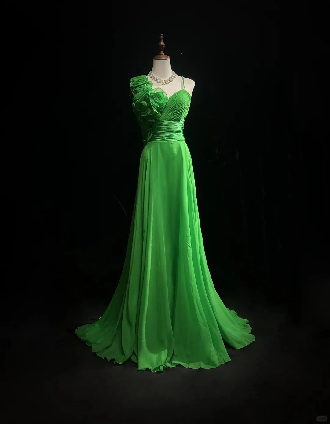 Green A-Line Chiffon Long Prom Dresses Vintage Gorgeous Bud Formal Evening Gowns