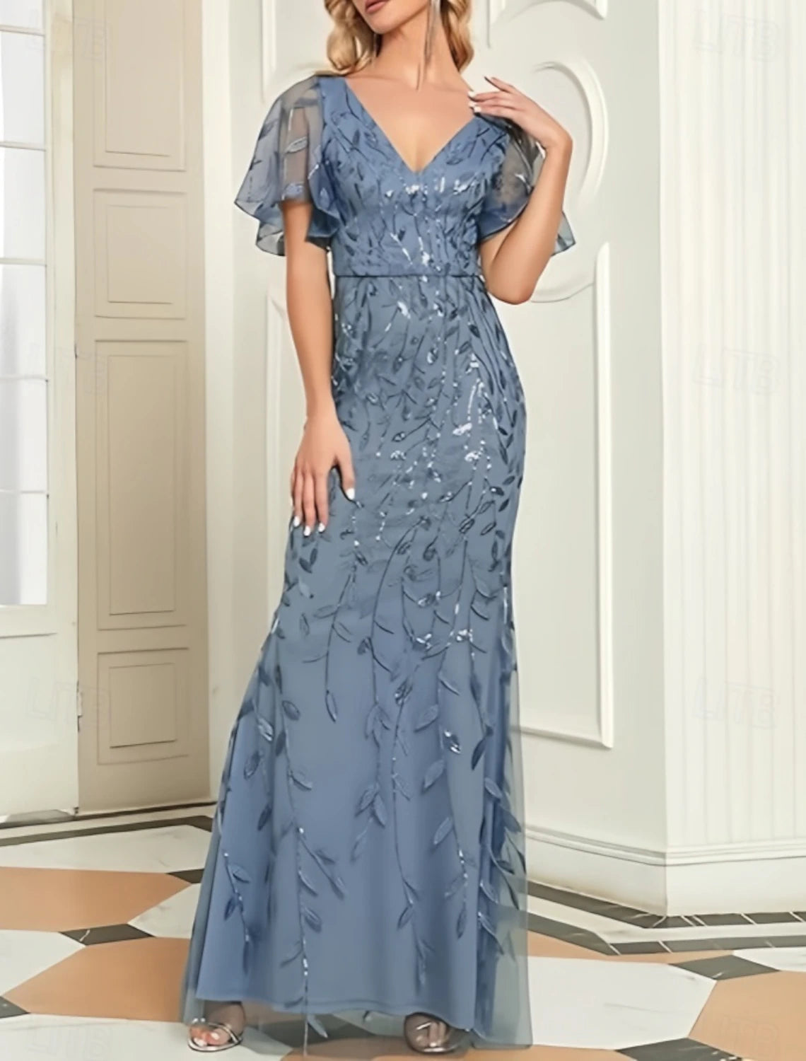 Mermaid / Trumpet Mother of the Bride Dress Wedding Guest Elegant V Neck Floor Length Lace Short Sleeve with Lace