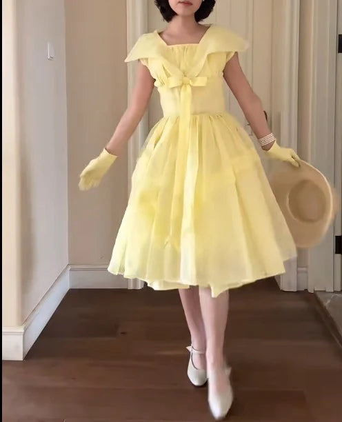 Unique design Retro Yellow A-Line Retract Your Waist Fashion Homecoming Dress