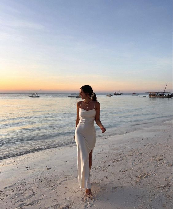 Satin Sleeveless Zipper Spaghetti Strap Prom Gowns