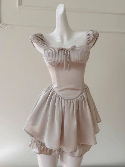 Elegant Champagne A-Line Satin Short Prom Dresses Square Neck Homecoming Dresses