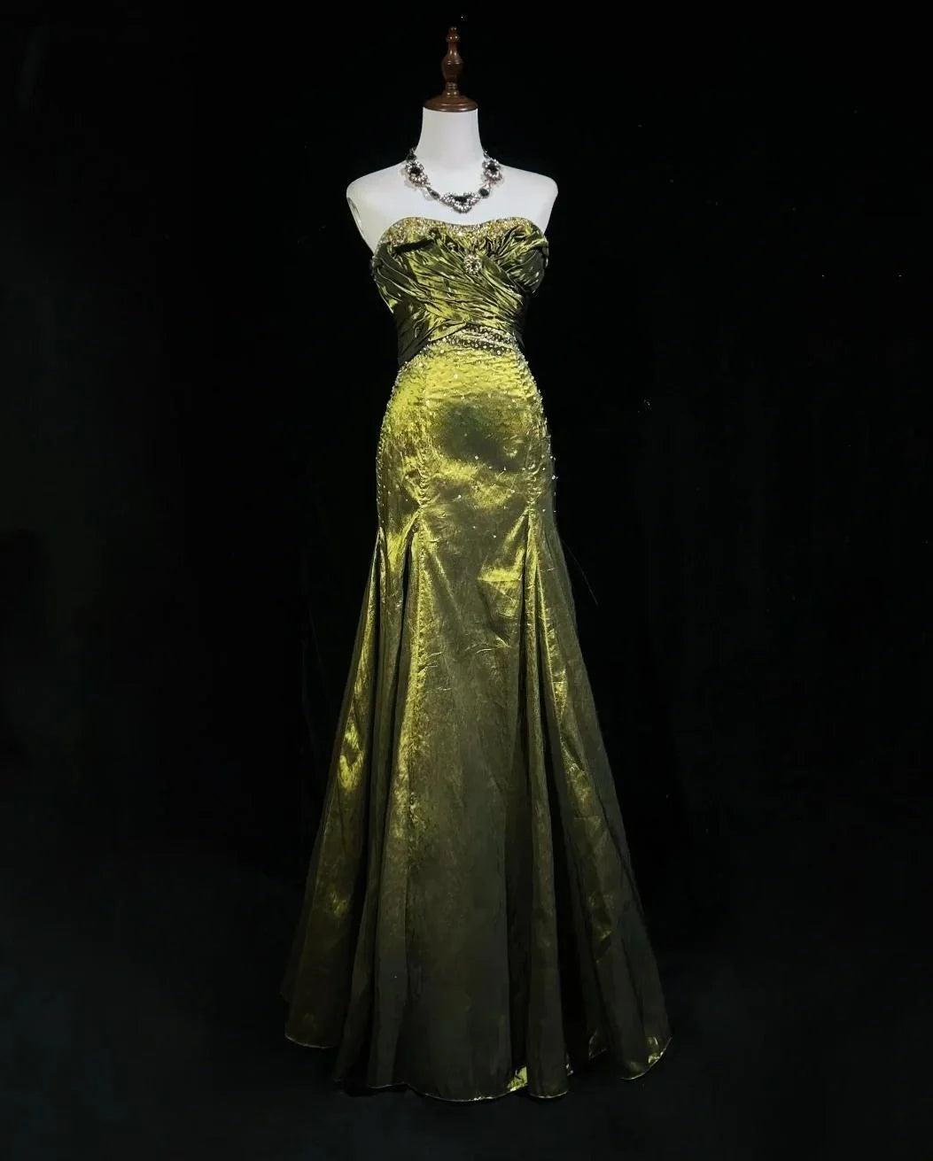 Elegant Green Strapless Mermaid Beaded Satin Long Prom Dresses Formal Evening Gowns