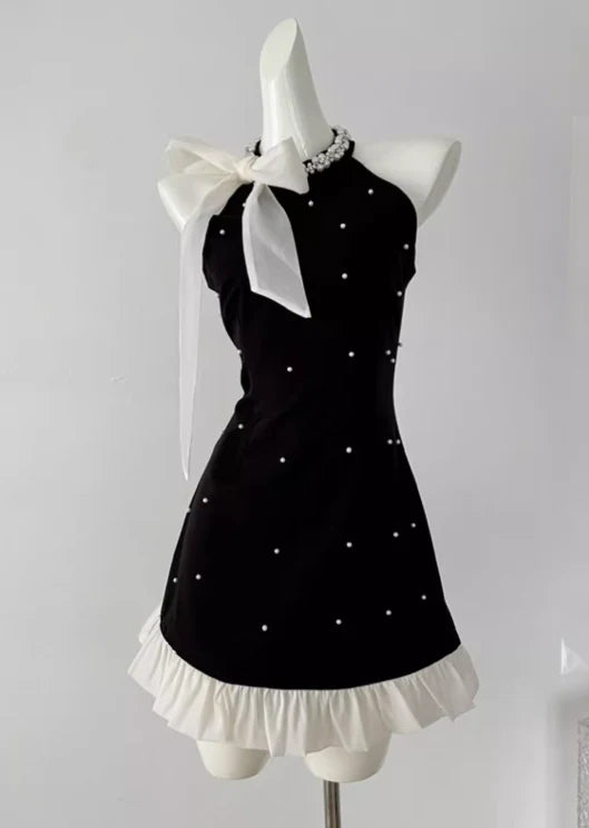 Black A-line Short Prom Dress beaded Halter Retract Your Waist Homecoming Dress