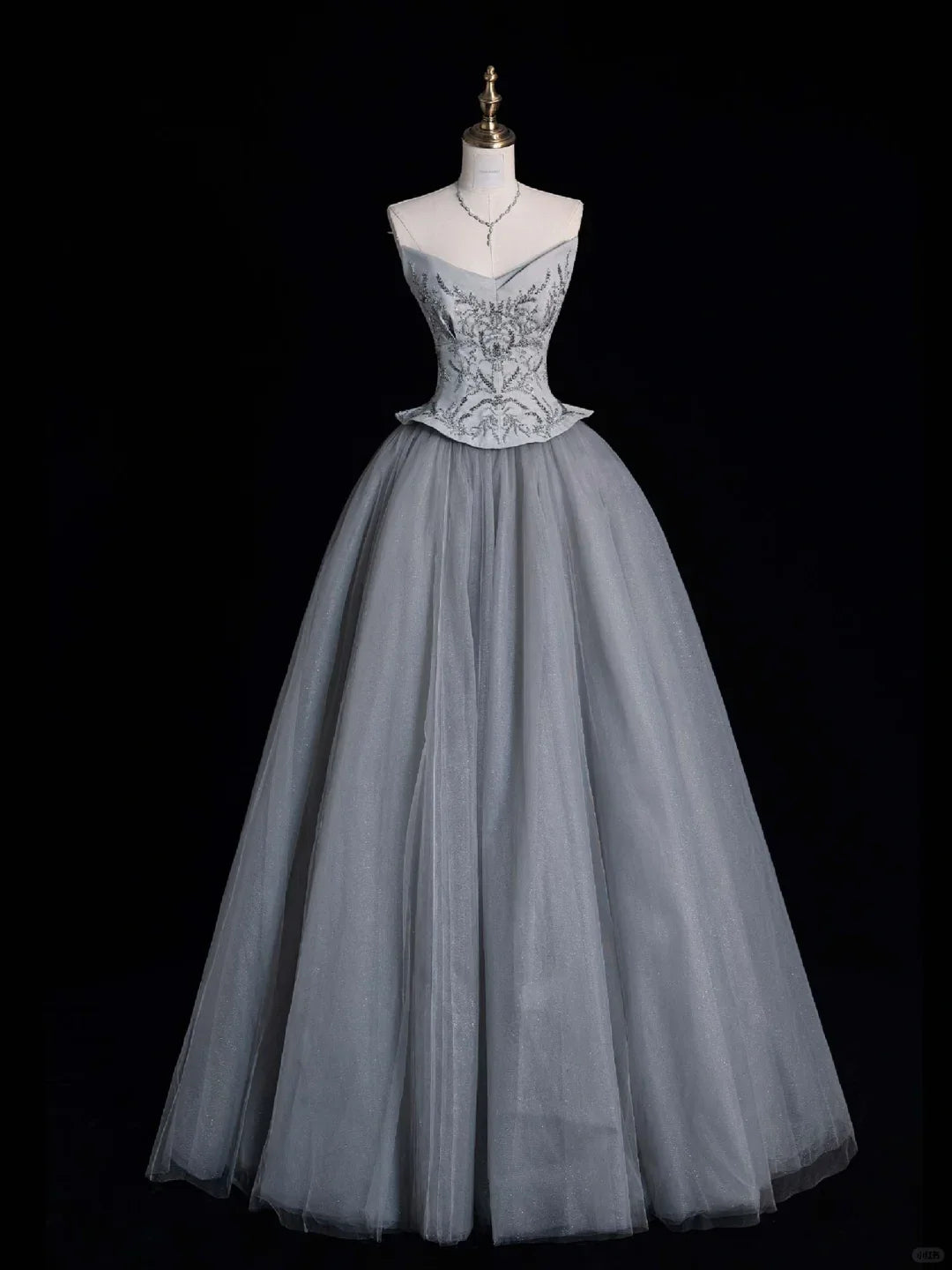 New Grey A Line Sweetheart Neck Beaded Satin Tulle Evening Dresses