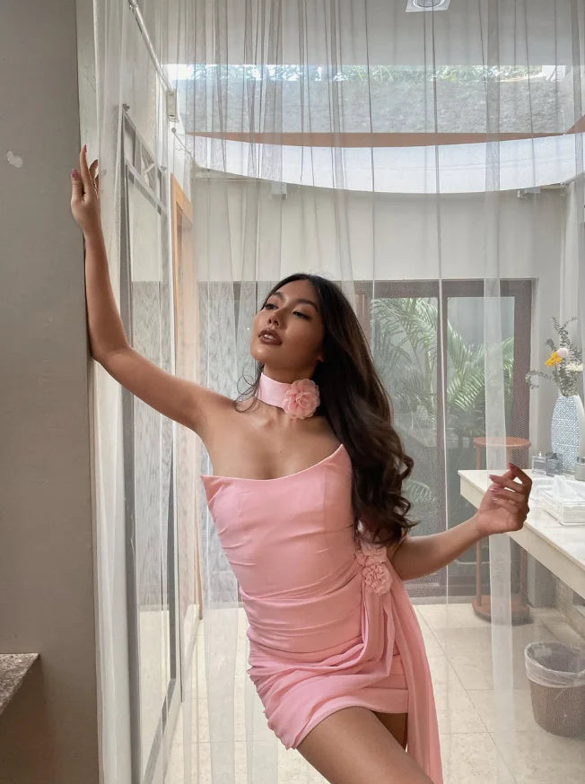 Elegant Sheath Strapless 3D Flower Pink Satin Chiffon Short Homecoming Dress