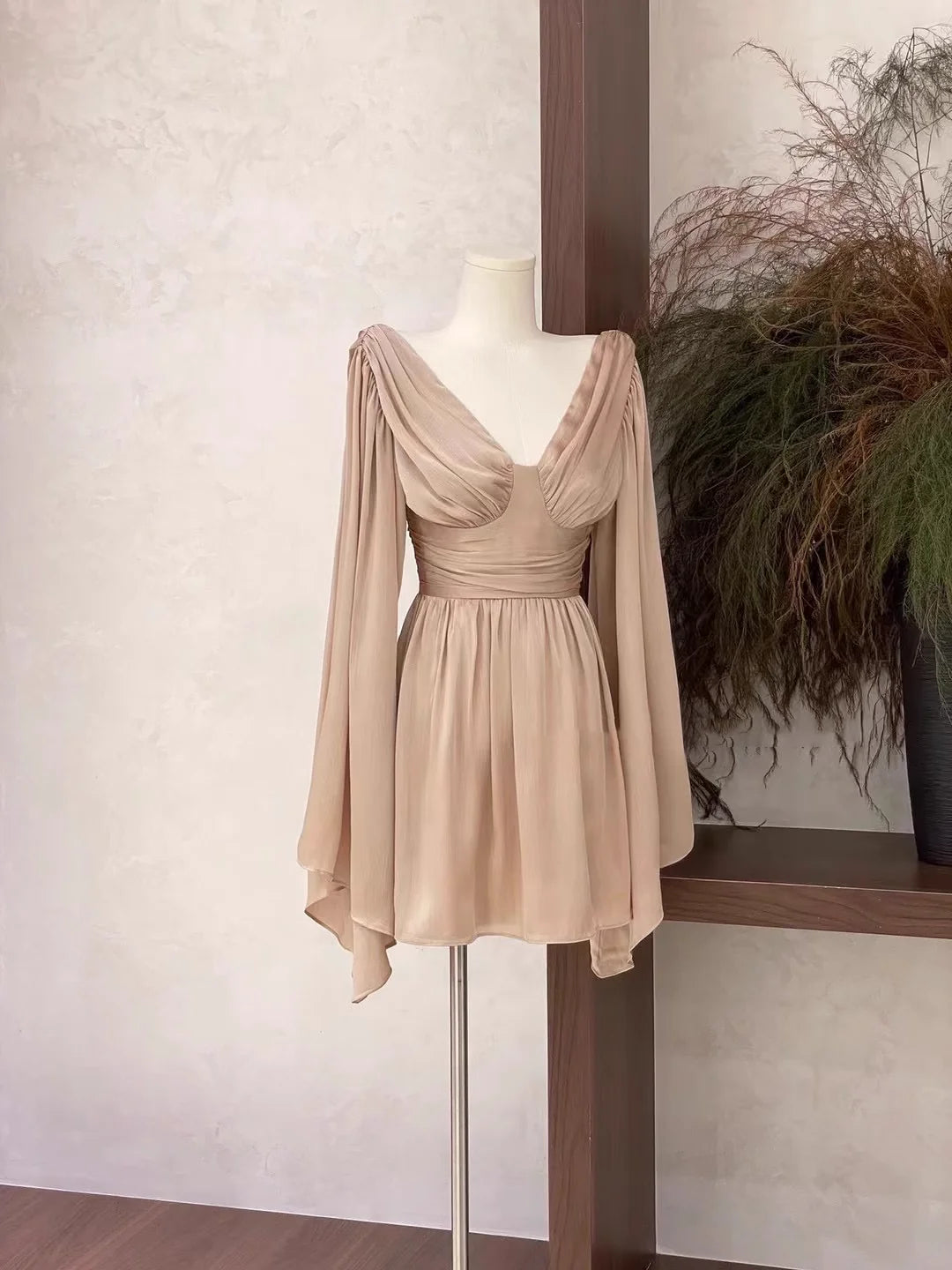 Simple A Line Ruffled Long Sleeves Short Women's V Neckline Homecoming Dresses