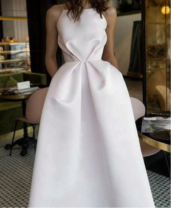 Bridelily A-Line Sleeveless Halter Tea-Length Satin Homecoming Dresses With Ruffles