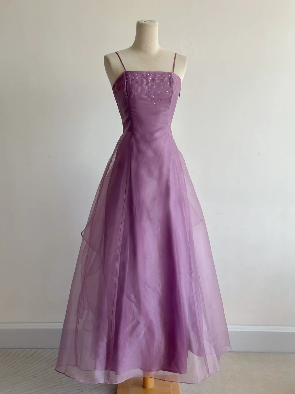 Elegant Purple A-Line Tulle Long Prom Dresses Gothic Spaghetti Straps Formal Evening Gowns