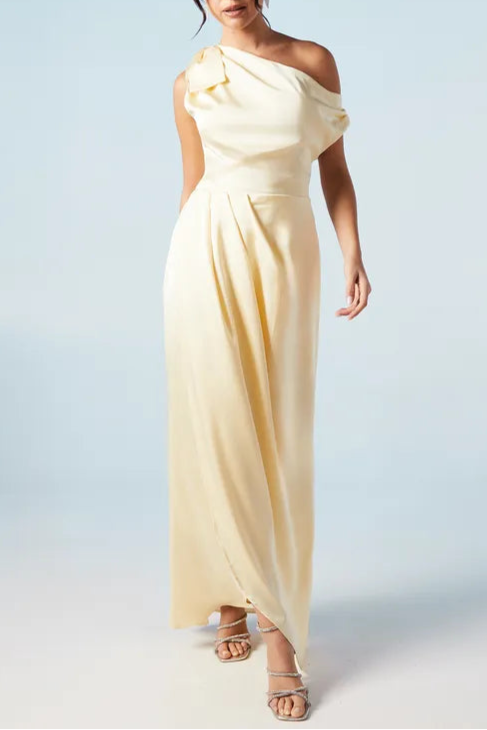 Fallen Shoulder Bow Unique design Detail Elegant and gentle Bridesmaids Maxi Dress