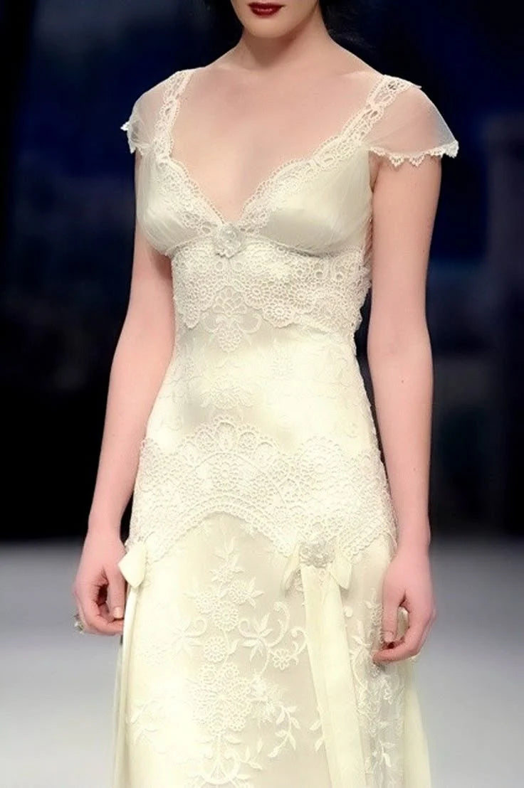 Small Flying Sleeves Lace Satin Long Evening Dress Vintage A Line Party Dress