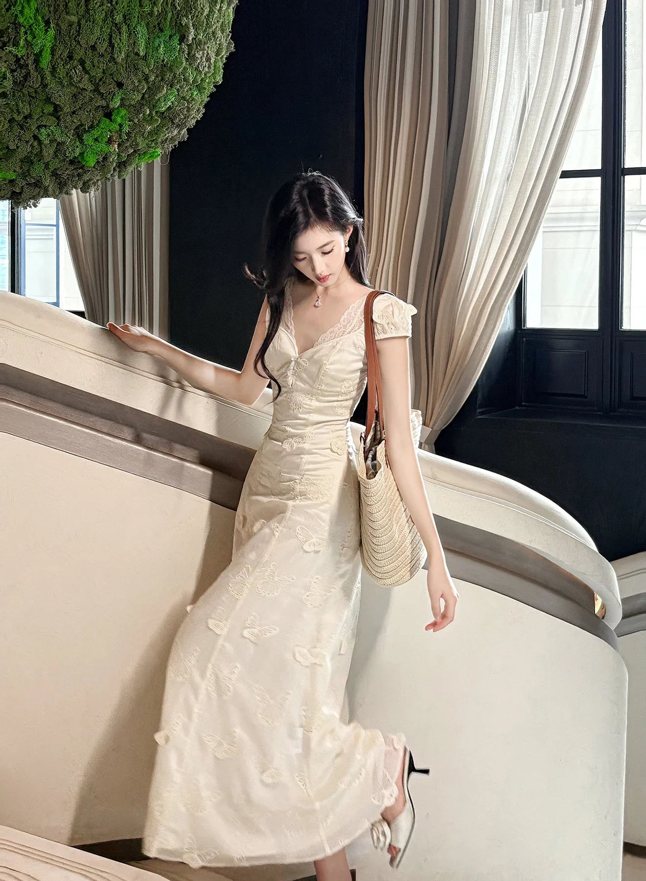 Hollow Butterfly Embroidery Dress French Summer Vacation Waist Party Dress