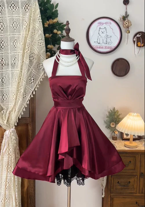 Charming A Line Halter Lace Burgundy Satin Retract Your Waist Short Homecoming Dress