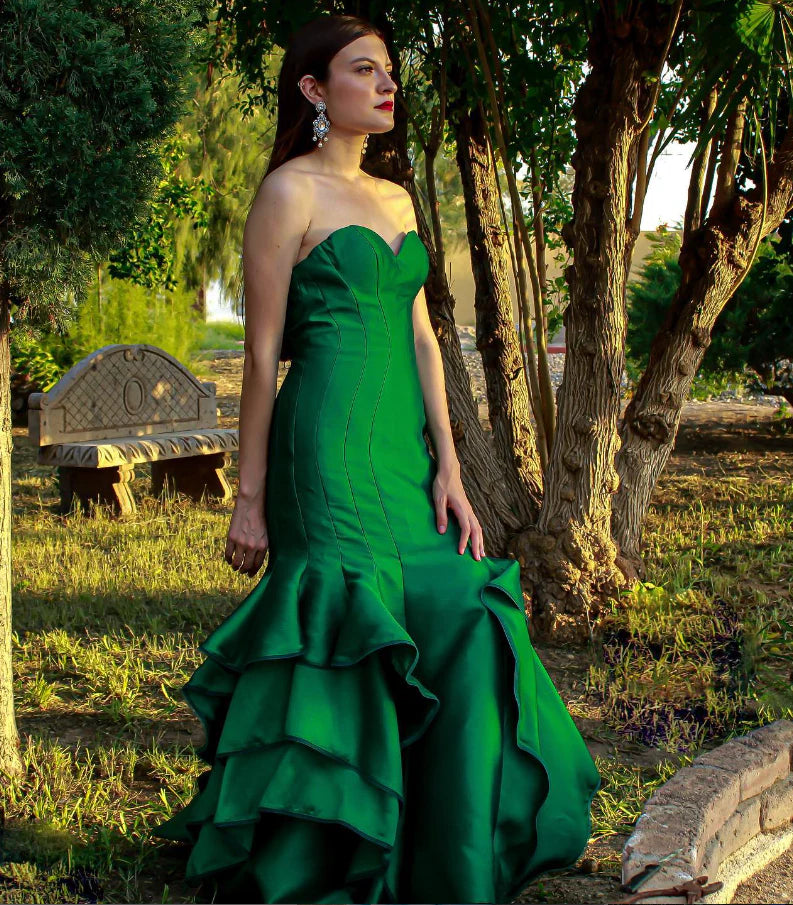 Sweetheart Ruffle Green Satin Long Prom Dress Charming Mermaid Evening Dress