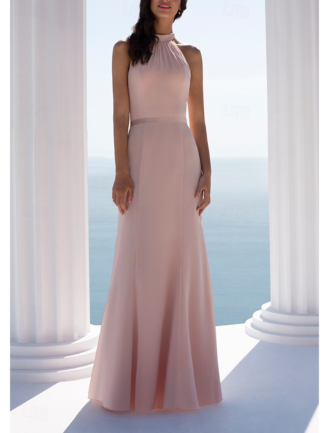 Light Pink Halter Neck Slim Fitting Bridesmaid Dress Elegant Long Length Banquet Cocktail Dress