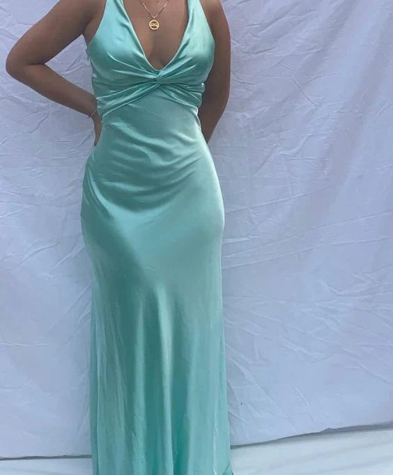 Classic satin sleeveless hanging neck V-neck slim evening gown