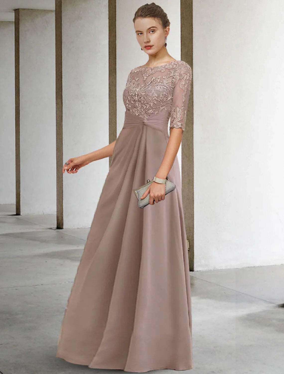 Sheath / Column Mother of the Bride Dress Fall Wedding Guest Dresses Plus Size Elegant Jewel Neck Floor Length Chiffon Lace Short Sleeve with Appliques