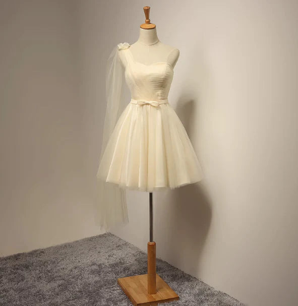 Champagne A-line neck tulle short prom dress sweetheart bridesmaid dress