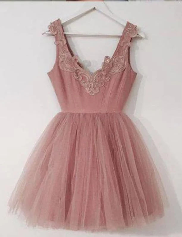 Appliqued V-Neck Short Tulle Prom Dress A-Line Blush Pink Sleeveless Homecoming Dress