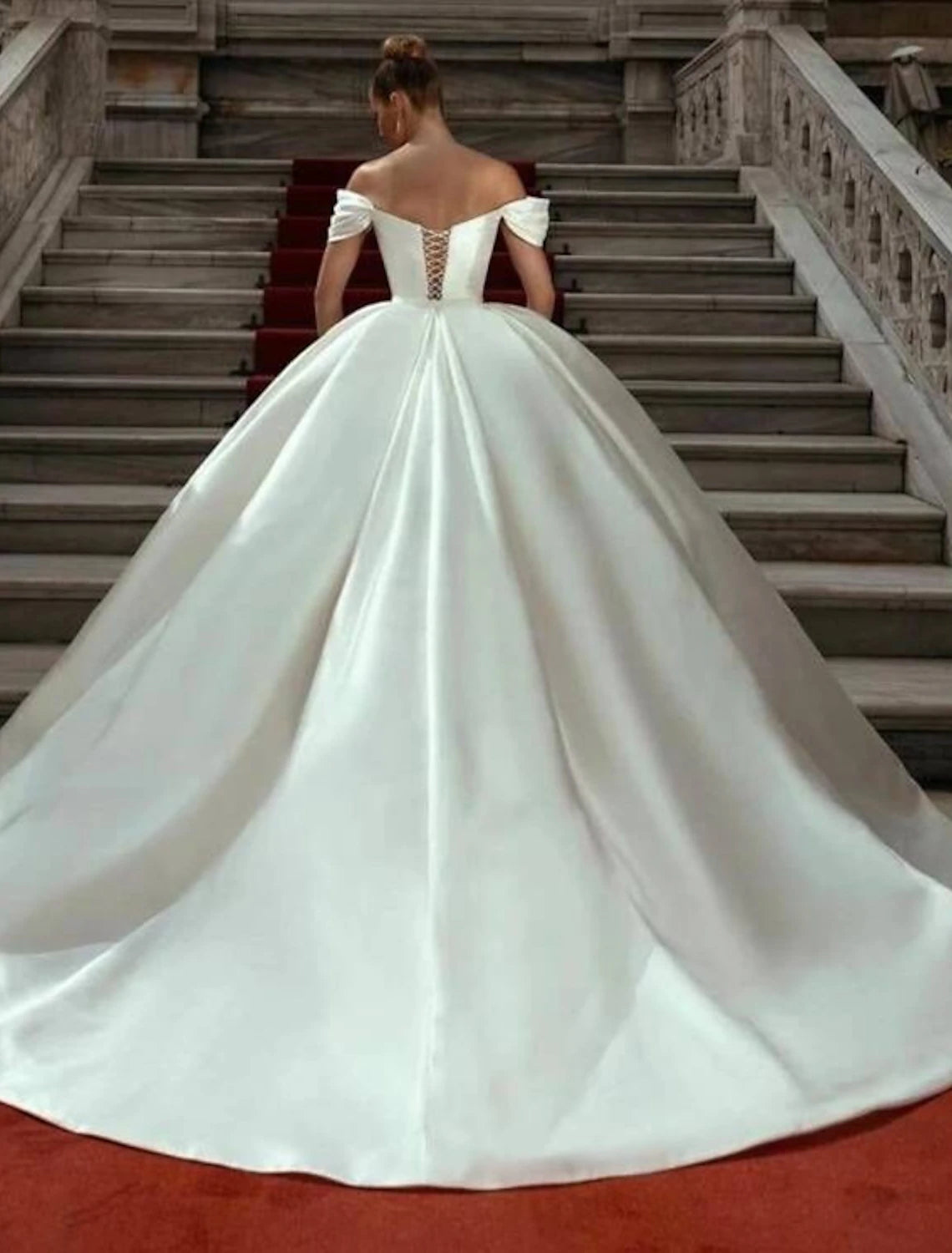 Off Shoulder Engagement Formal Wedding Dresses Ball Gown Cap Sleeve Court Train Satin Bridal Gowns With Ruched Solid Color