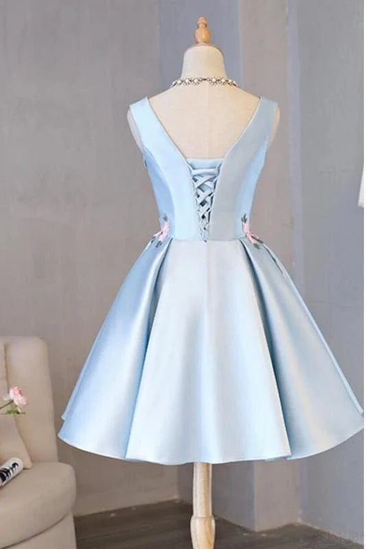 Cheap Light Blue Homecoming Dress Sleeveless Satin Short Prom Dress with Appliques