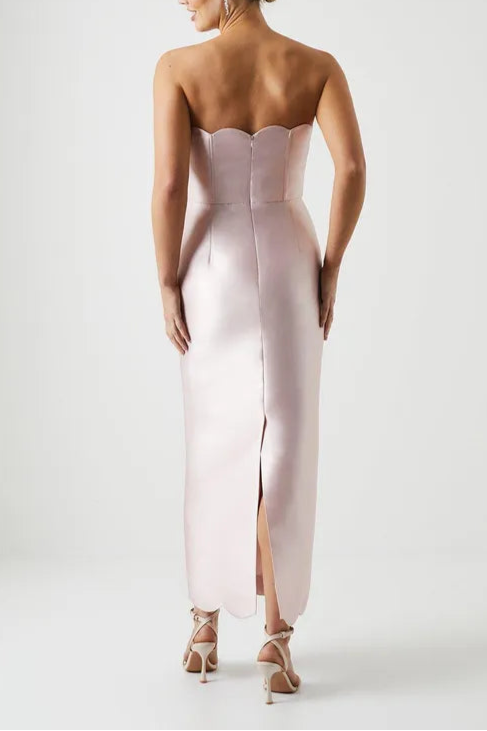 Scallop Detail Twill Column Elegant and gentle Off Shoulder Bridesmaids Dress