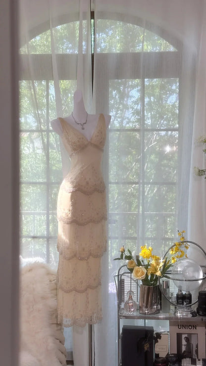 Charming Sheath V Neck Layered Appliques Ivory Slim-fit Chiffon Party Dress