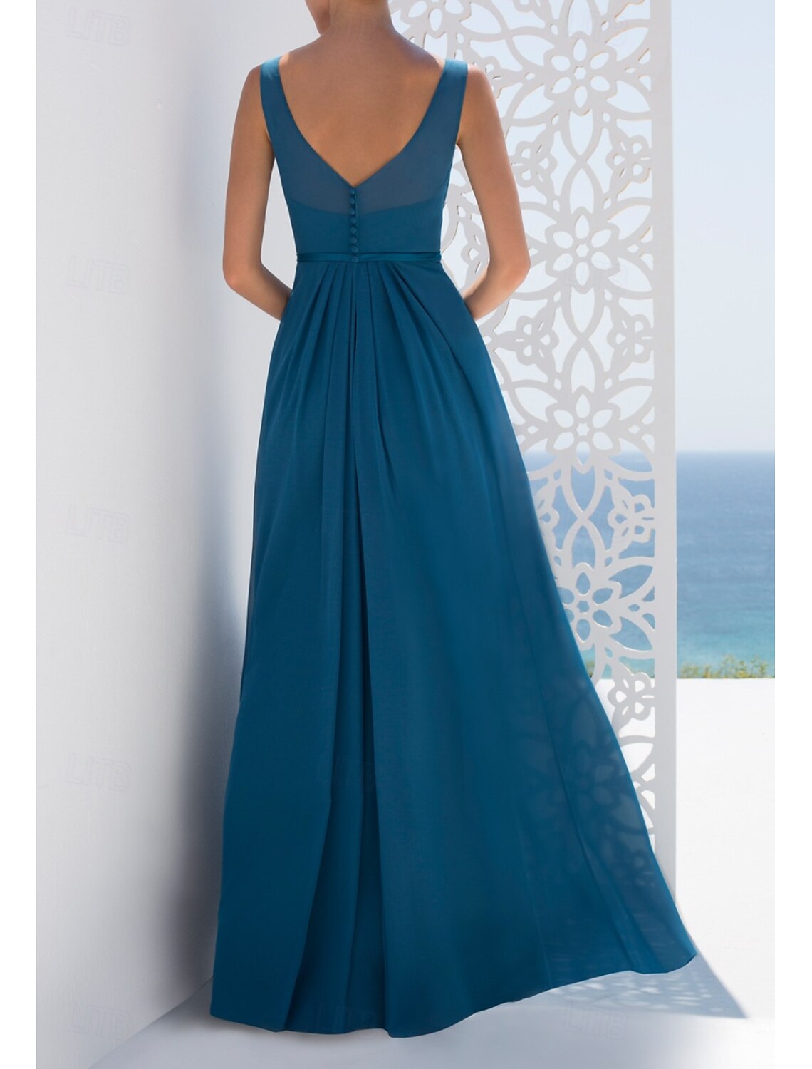 A-Line Elegant Floor Length Bridesmaid Dress V Neck Long Sleeve Chiffon with Ruching
