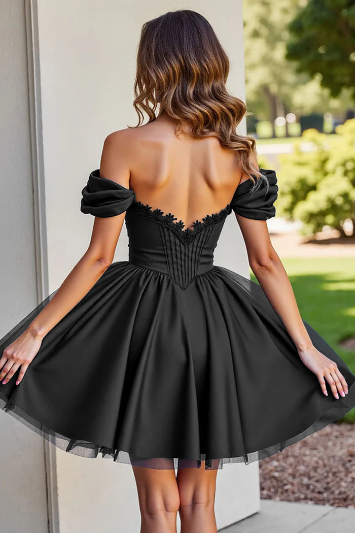 Black Tulle Corset A Line Short Retract Your Waist Homecoming Dress