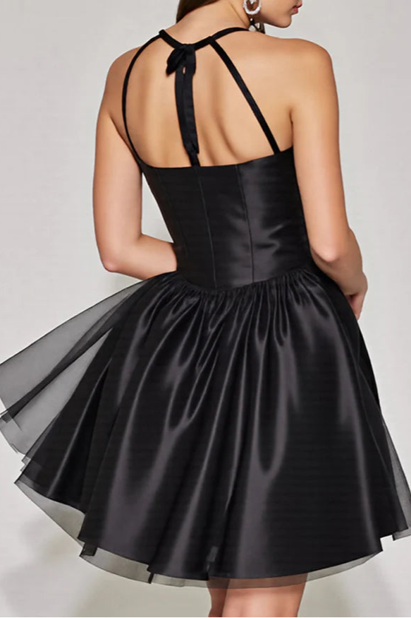 Black A Line Halter Keyhole Retract Your Waist Short Homecoming Dress