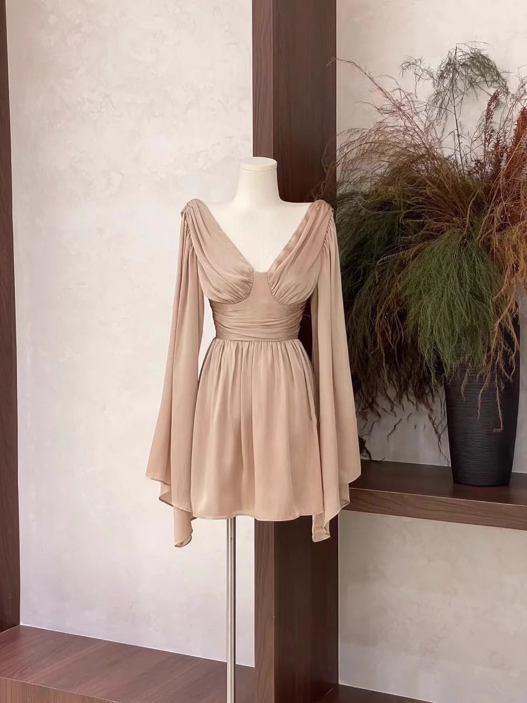 Simple A Line Ruffled Long Sleeves Short Women's V Neckline Homecoming Dresses