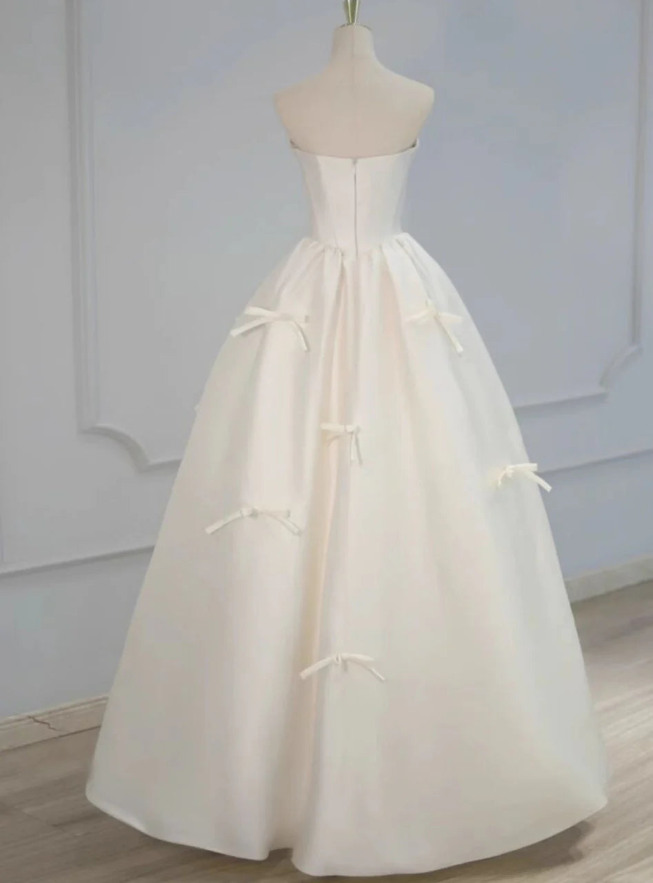 Sweetheart Neck Bow Satin Long Prom Dress White A Line Evening Dress