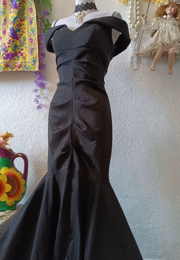 Sexy Mermaid Off the Shoulder Black Satin Long Sweep Prom Dress