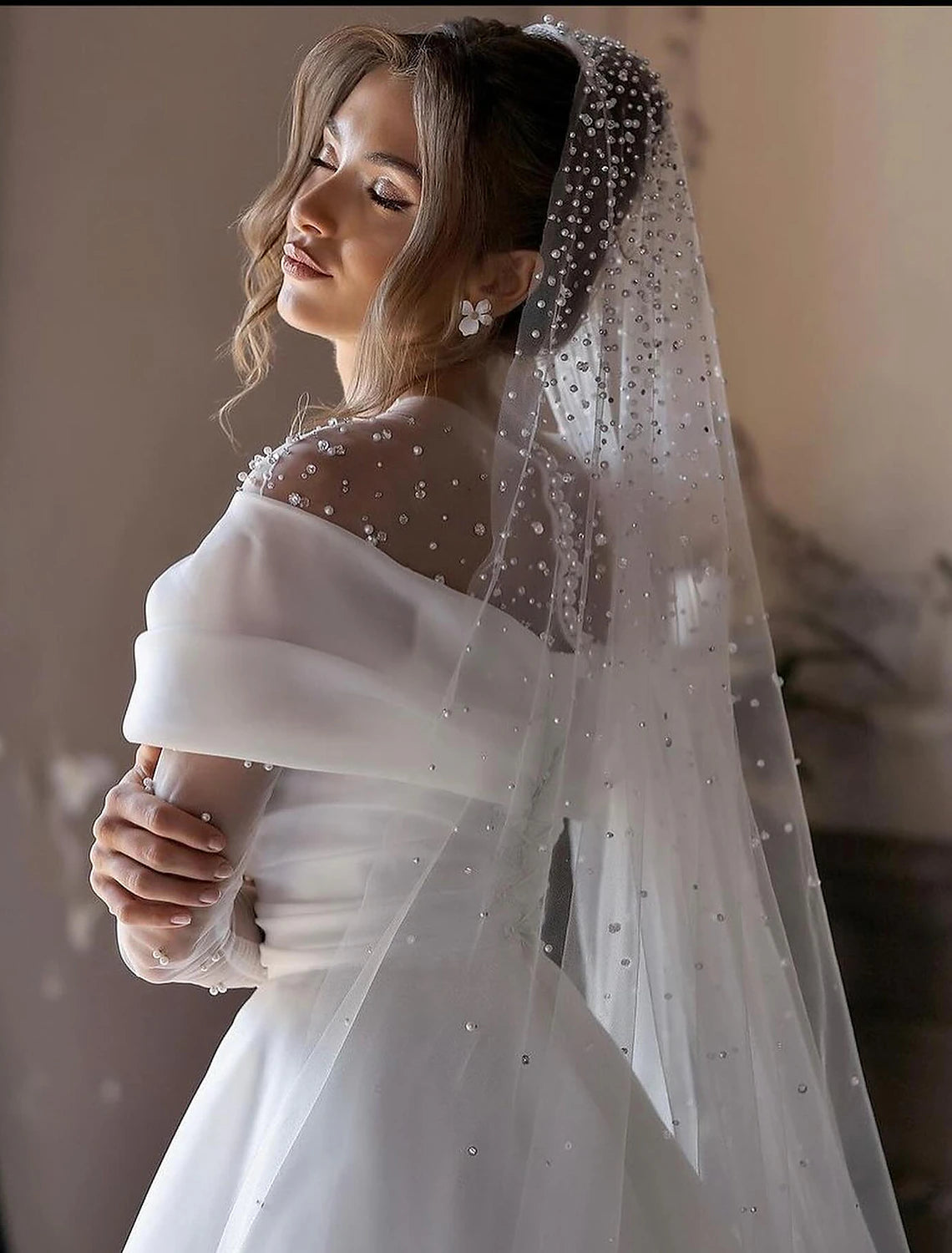 Simple  A-Line Illusion Neck Long Sleeve Wedding Dresses Formal Wedding Dresses Floor Length Tulle Bridal Gowns