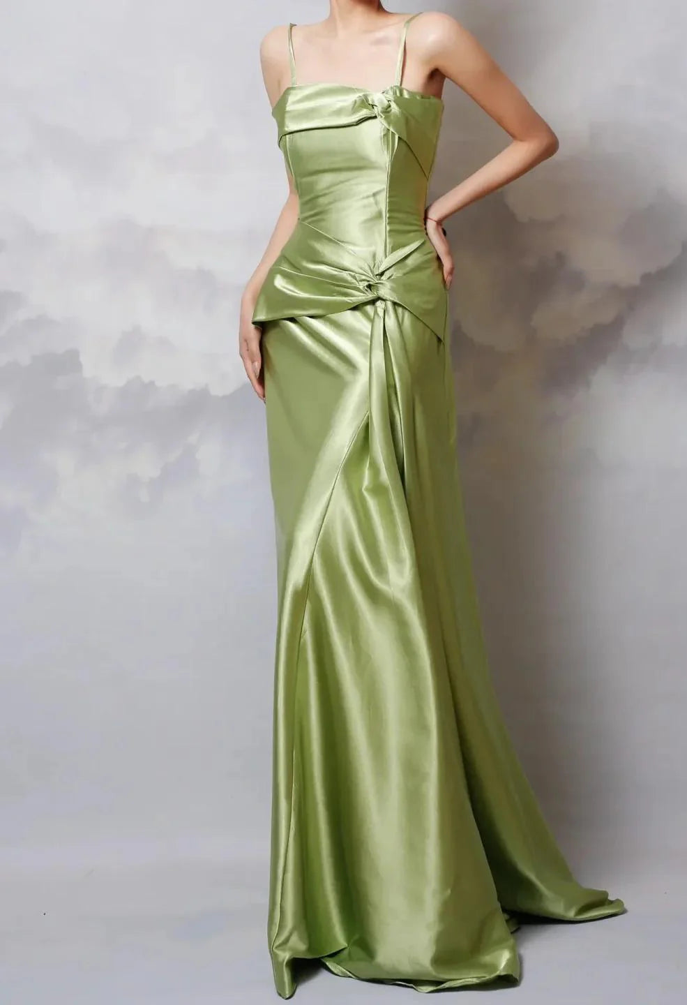 Sexy Y2k Green Sheath Satin Prom Dress Elegant Spaghetti Strap Evening Gown