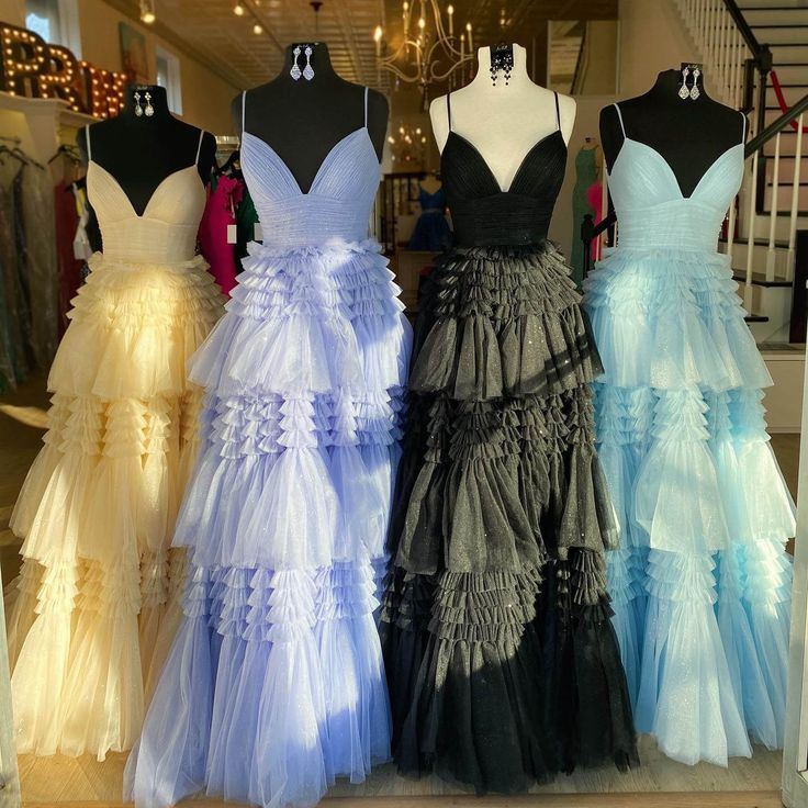 V Neck Layers Tulle A Line Spaghetti Strap Evening Dresses