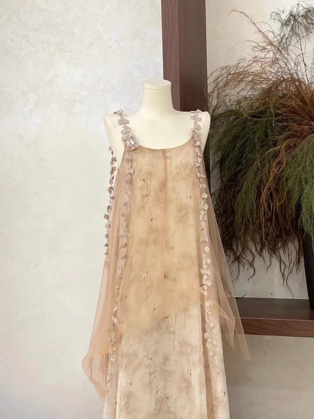 Cute A line Straps Lace Long Tulle Full of charm Women's Party Dresses