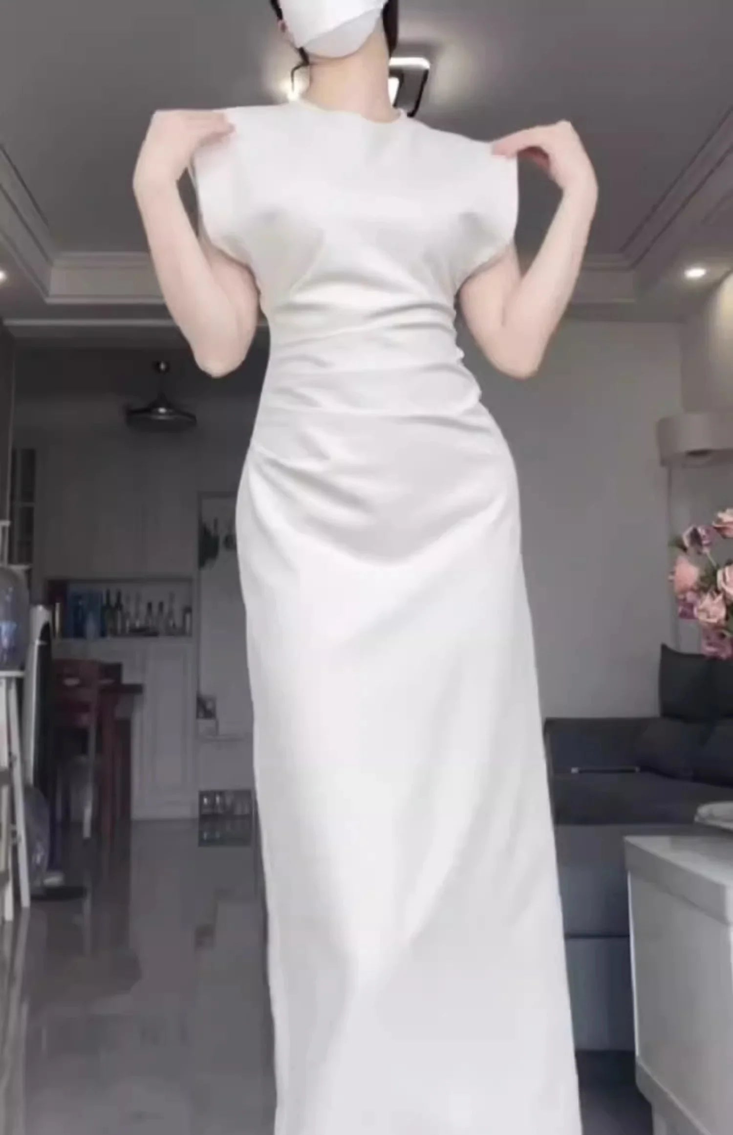 Satin White Retro Mermaid Slim-fit Prom Dresses Birthday Outfits With Ruffle