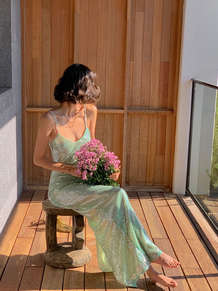 Spaghetti Strap Green Sequin Open Back Party Dress Shiny Sheath Evening Dress