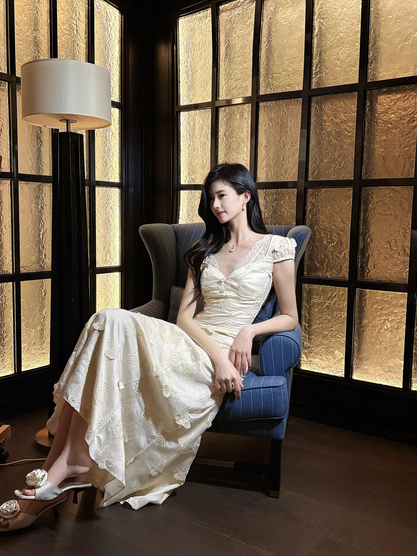 Hollow Butterfly Embroidery Dress French Summer Vacation Waist Party Dress