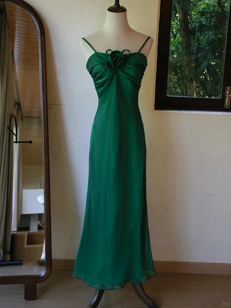 Stunning Green Chiffon Prom Dress Elegant Spaghetti Strap Sheath Evening Gowns
