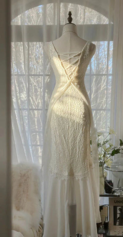 Romantic Mermaid Long Party Dress V Neck Beaded White Chiffon Evening Dress