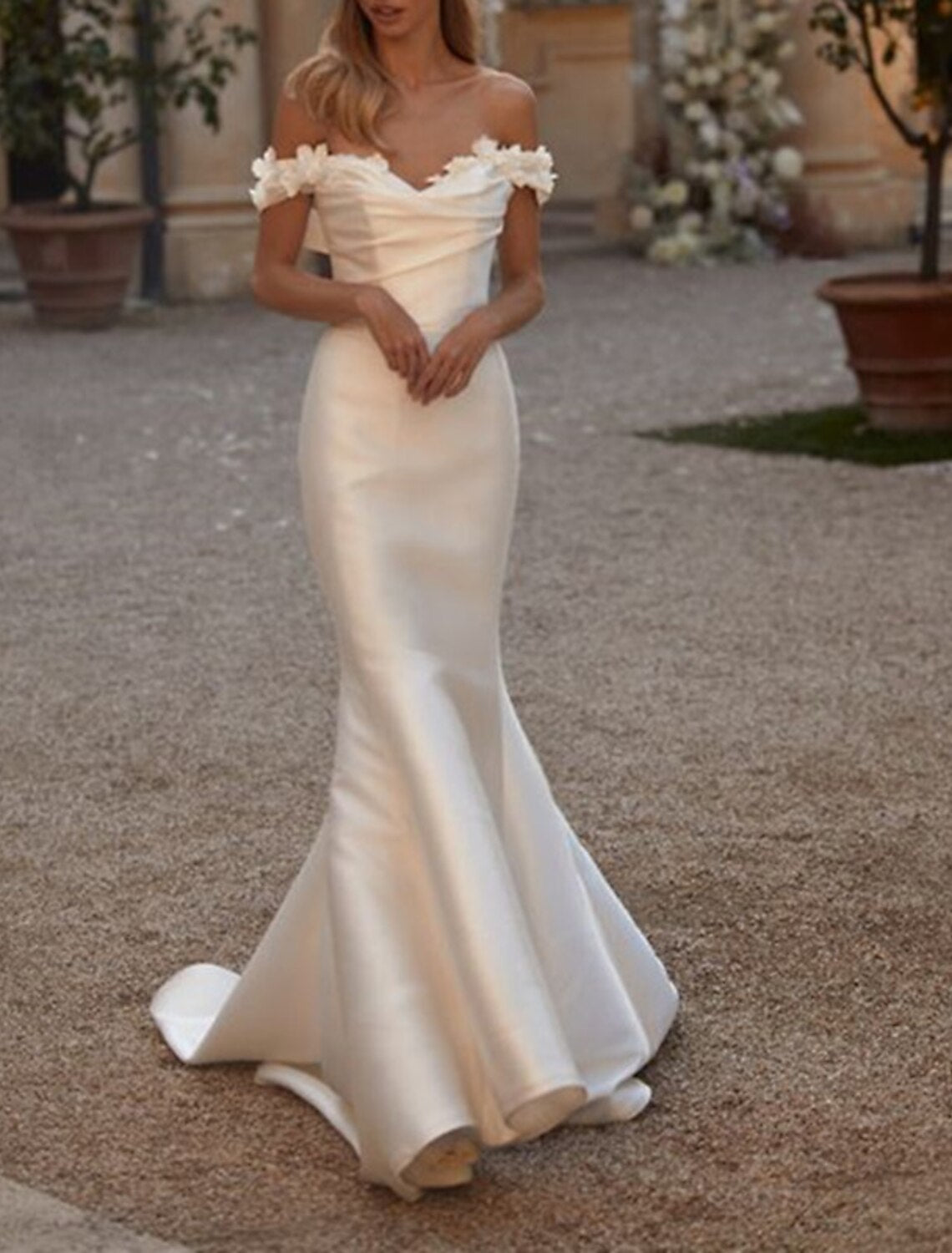 Engagement Off Shoulder Cap Sleeve Formal Wedding Dresses Sheath Court Train Satin Bridal Gowns With Ruched Solid Color