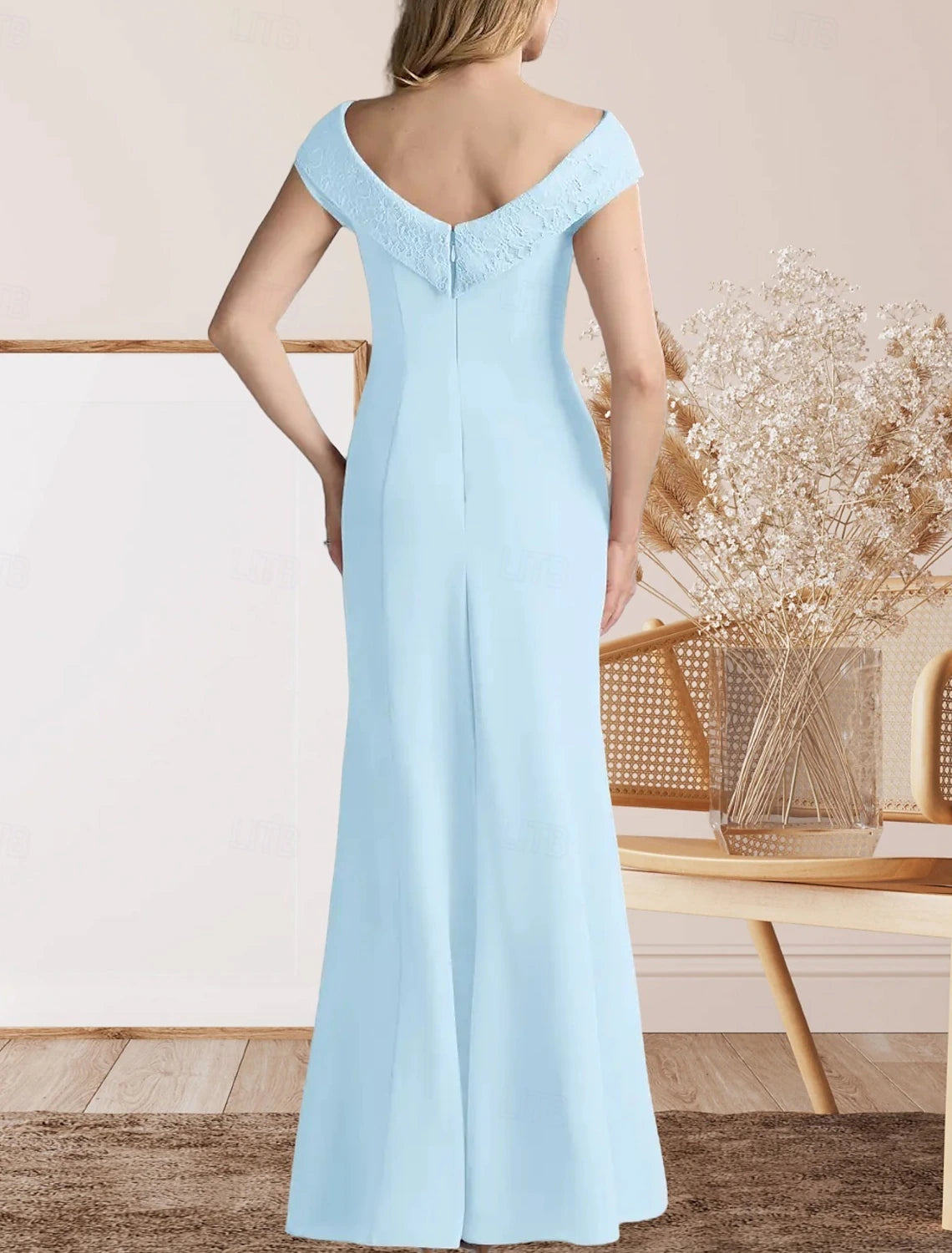 Mermaid / Trumpet Mother of the Bride Dress Wedding Guest Elegant Sweet Crew Neck Floor Length Lace Stretch Fabric Cap Sleeve with Lace Split Front 2025