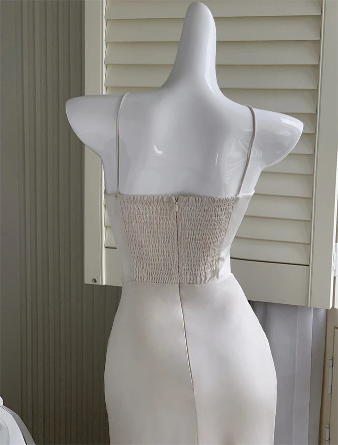 White Halter Neck Satin Sling Retract Your Waist Fishtail Party Dress