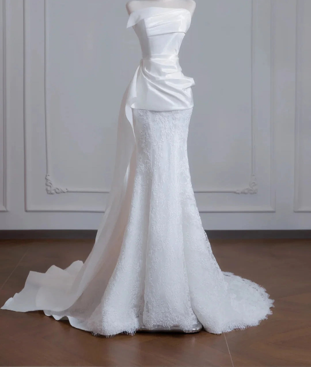 Satin Lace Mermaid Train Wedding Dress White Strapless Elegant Long Prom Dresses
