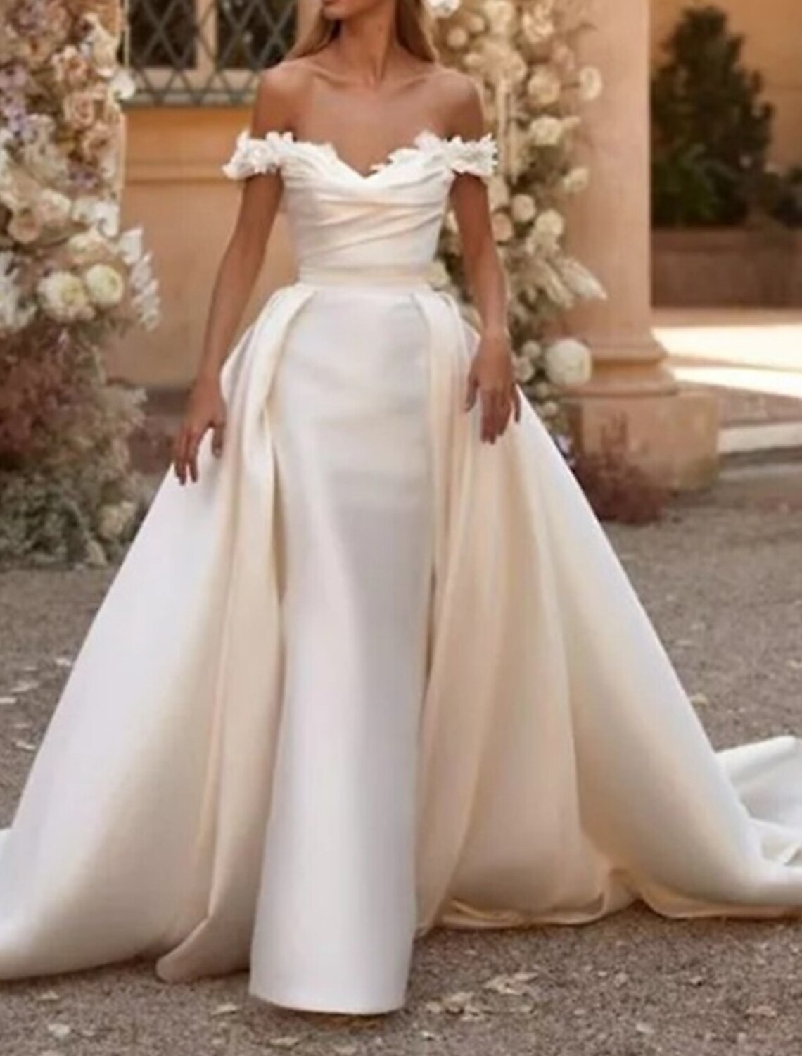 Engagement Off Shoulder Cap Sleeve Formal Wedding Dresses Sheath Court Train Satin Bridal Gowns With Ruched Solid Color