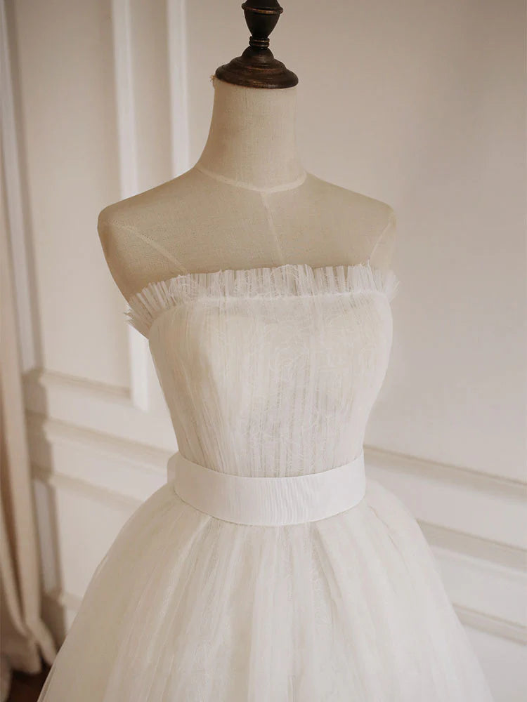 Simple Lace Tea Length White Prom Dress, Tulle Retract Your Waist Bridesmaid Dress