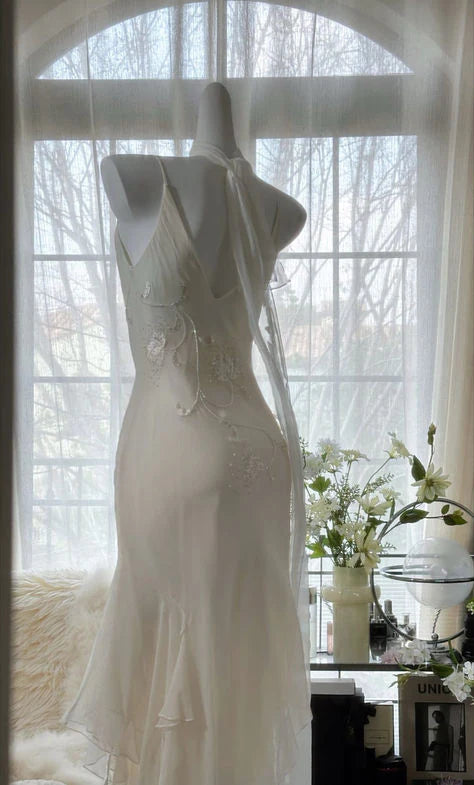 Elegant Mermaid Spaghetti Strap Beaded White Chiffon Graduation Prom Dress