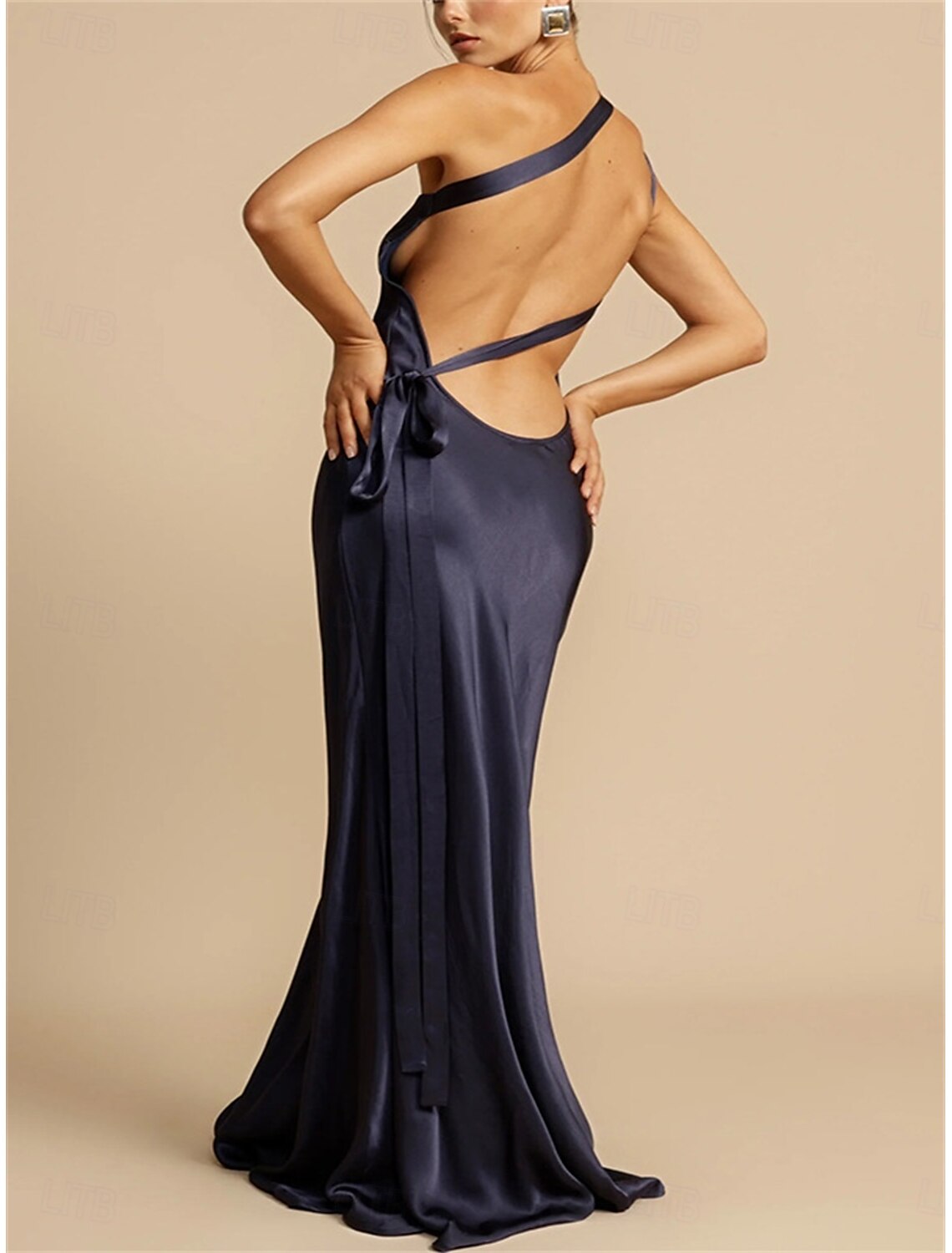 Wedding Dresses Mermaid One Shoulder Floor Length Sleeveless Satin Bridal Gowns With Solid Color