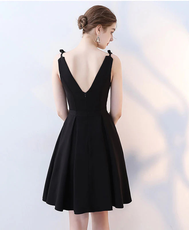 Simple Black V Neck Short Prom Dress,Retract Your Waist Homecoming Dress